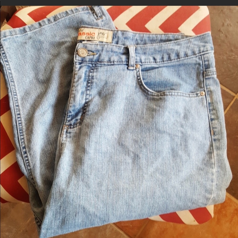 Capri jeans
